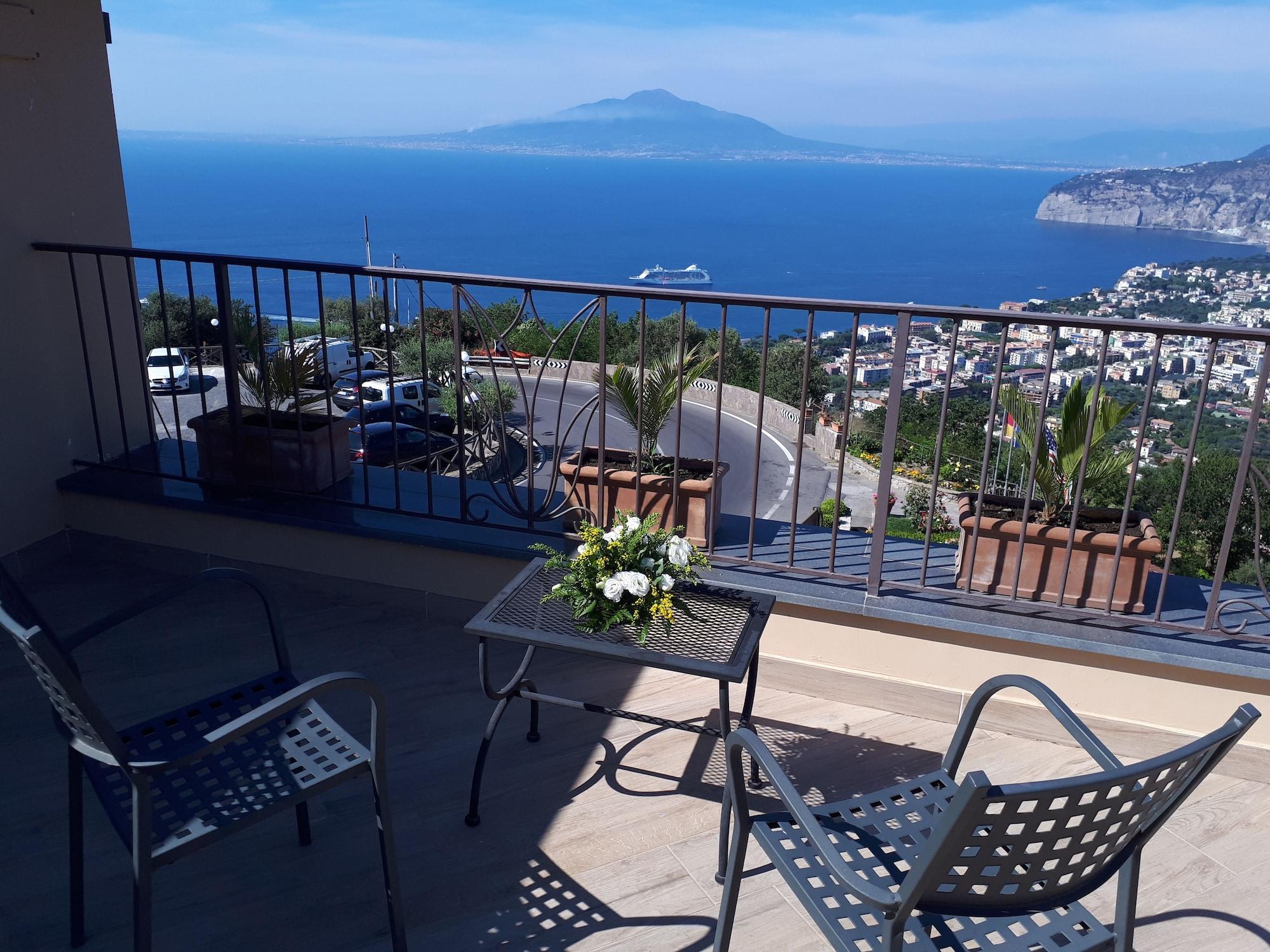 Hotel La Vue D'Or Сорренто Экстерьер фото