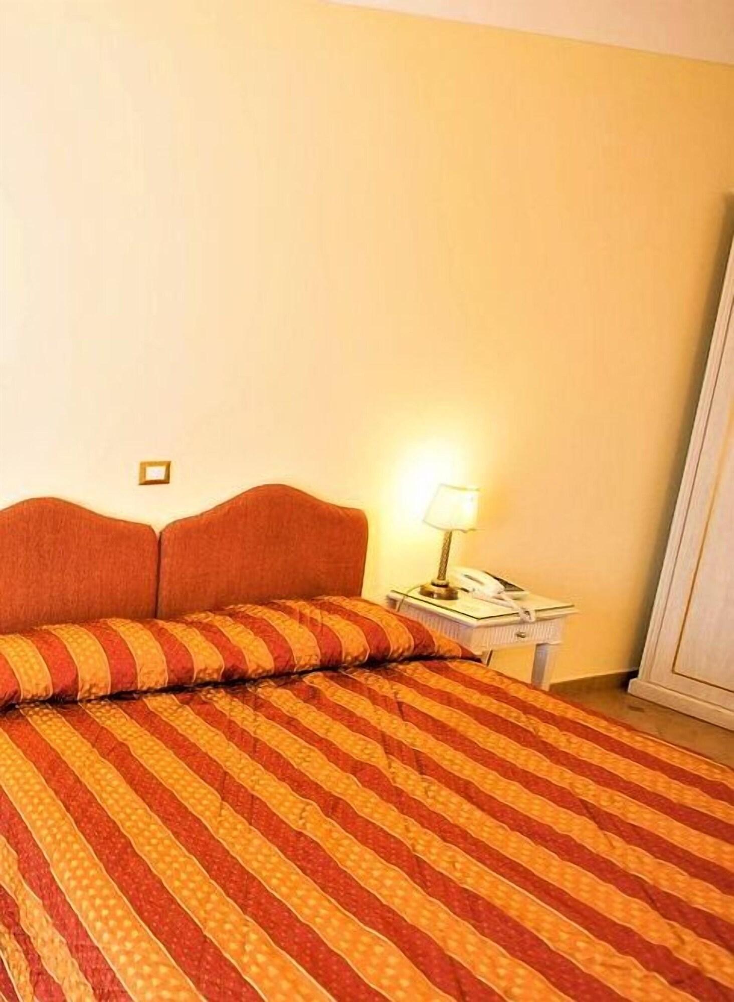 Hotel La Vue D'Or Сорренто Экстерьер фото