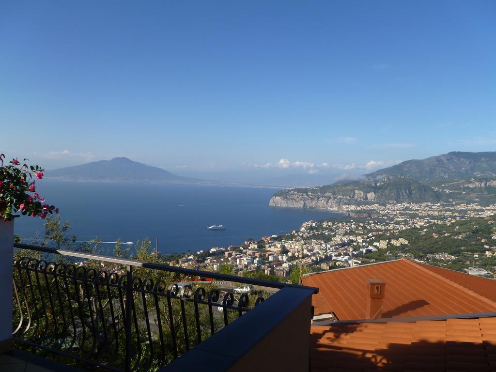 Hotel La Vue D'Or Сорренто Экстерьер фото