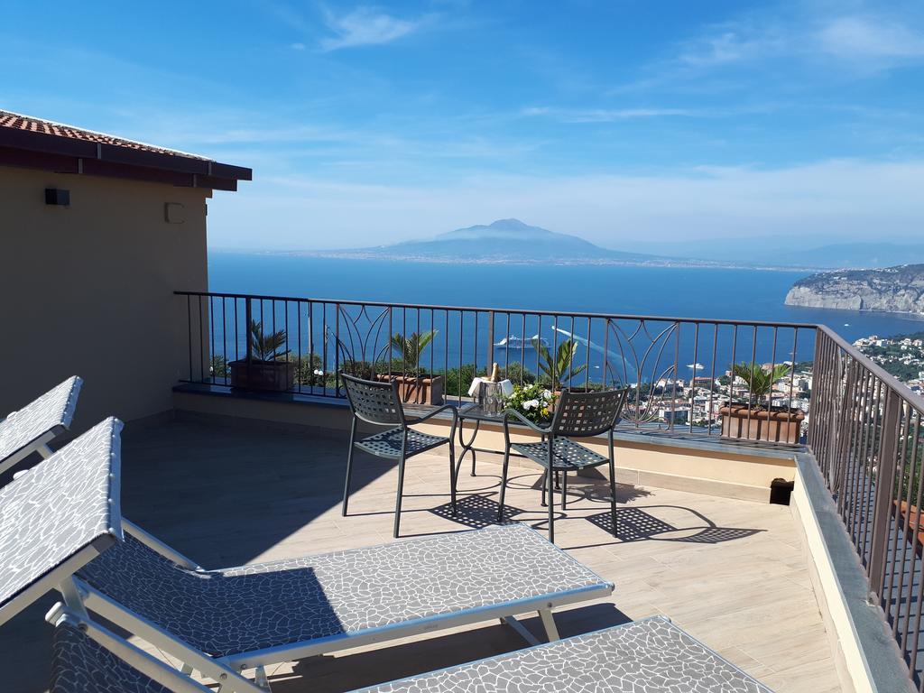 Hotel La Vue D'Or Сорренто Экстерьер фото